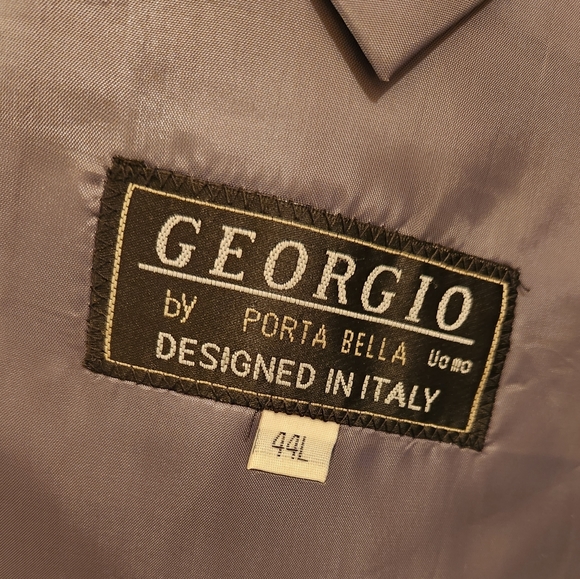 Hand Tailored Italian Suit - Picture 2 of 4